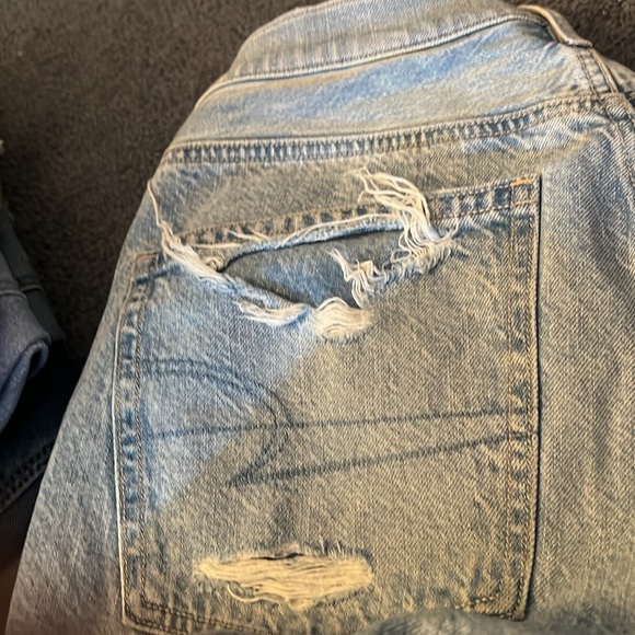 Ladies, American Eagle size 14 short slightly used jeans smoke-free home - Picture 8 of 8